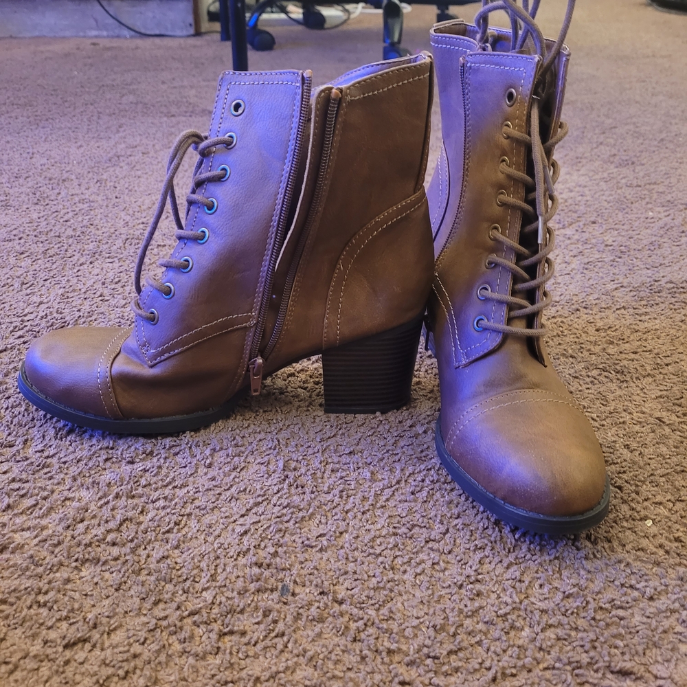 Stylish Tan/Brow Lace-Up Boots With Heel for Women